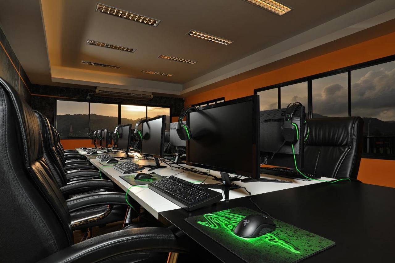Gamers Paradise Hotel Chalong Exterior foto